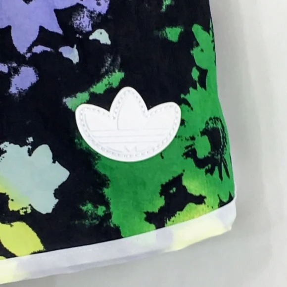 Adidas Originals Womens Shorts Black Green Floral Print Athletic Shorts Sz M - Picture 4 of 9